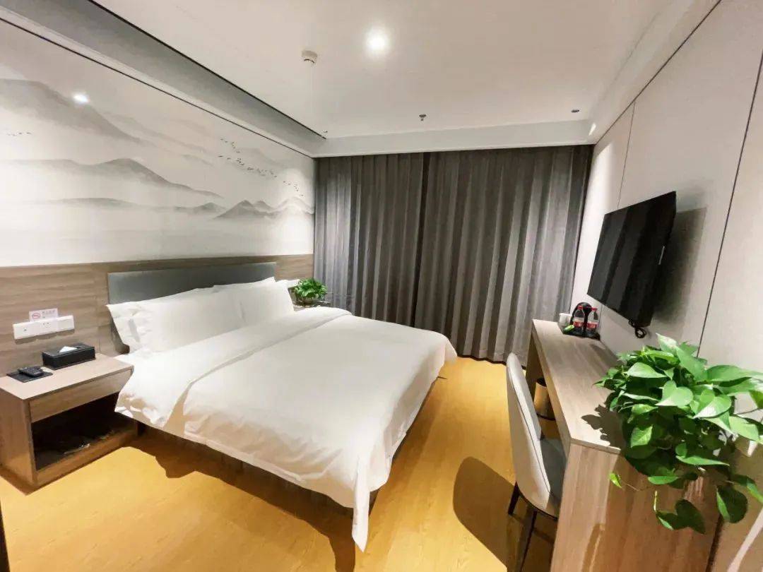 旅行选一家这样的酒店才能睡得好、吃得香、玩得尽兴！(图1)