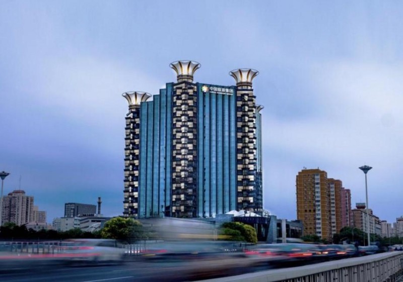 九游娱乐APP：中旅酒管与万达酒店及度假村达成战略合作 共筑酒店产业新生态(图2)