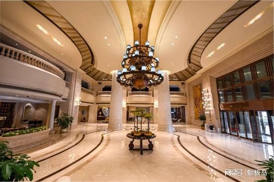 九游娱乐入口：雅阁酒店集团 东海之滨品味非凡驻足奢华商旅新境界(图3)