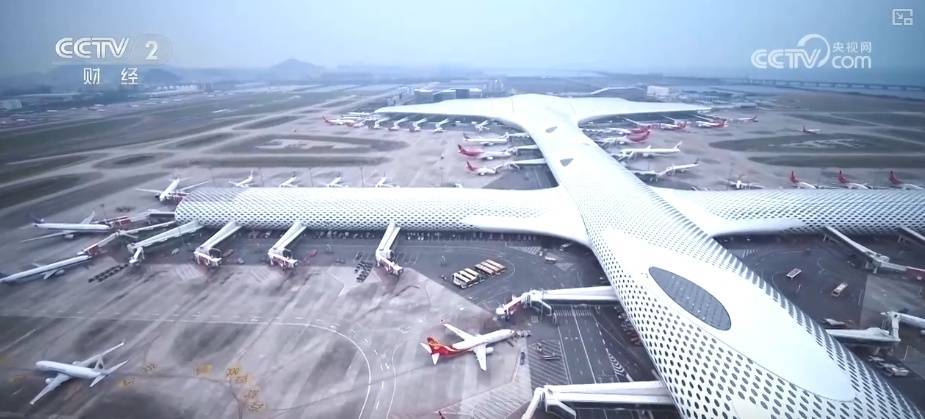 九游娱乐网址：“经深飞”服务升级打造出行新体验 “港人北上”旅游消费人气旺(图3)